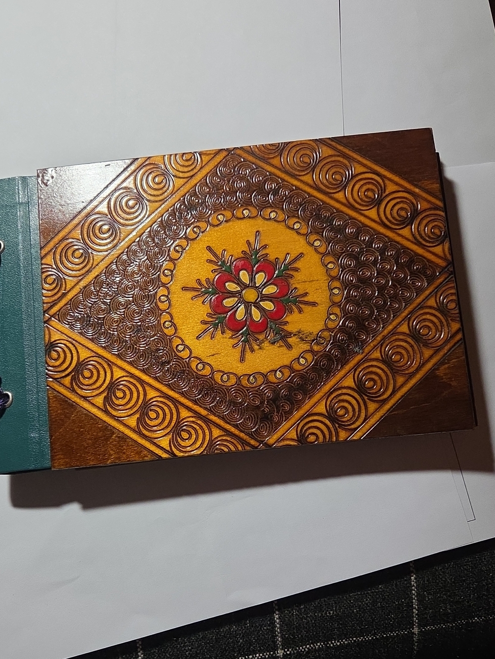VINTAGE FOLK ART POLISH ALBUM